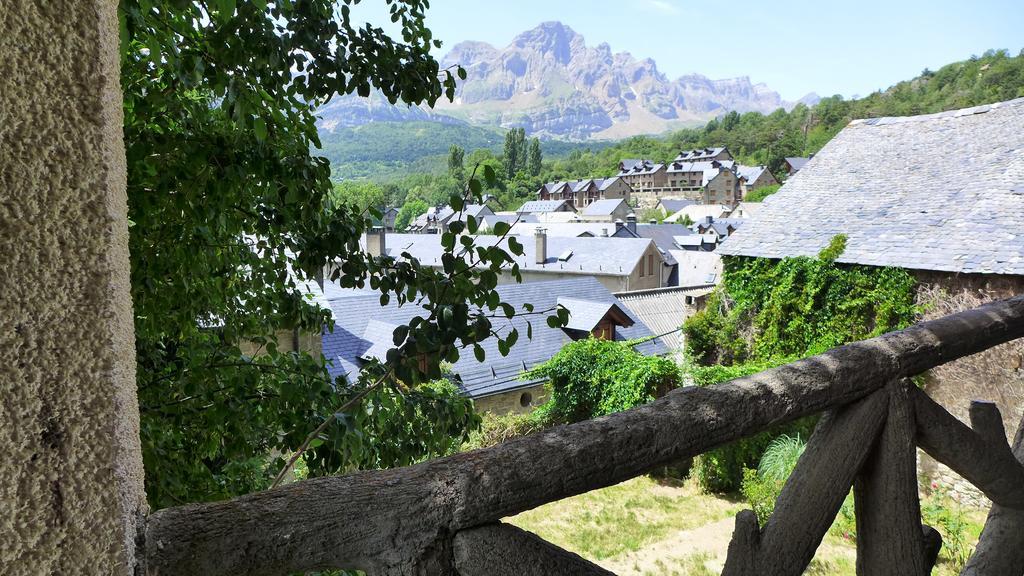 Hotel Mariana Tramacastilla de Tena Eksteriør billede